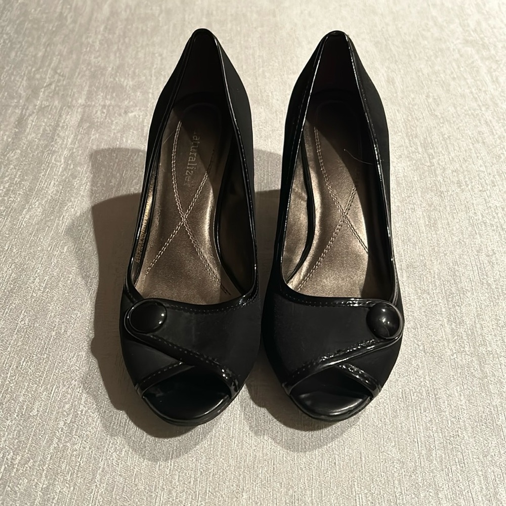 Naturalizer Peep Toe Faux Leather Pumps